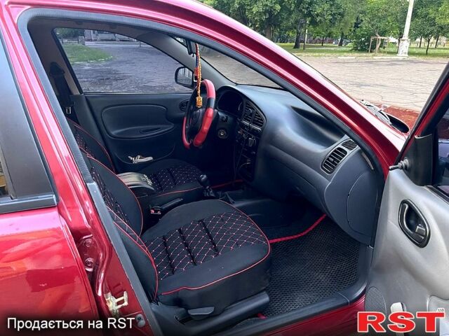 Красный ЗАЗ Сенс, объемом двигателя 1.3 л и пробегом 32 тыс. км за 3800 $, фото 8 на Automoto.ua