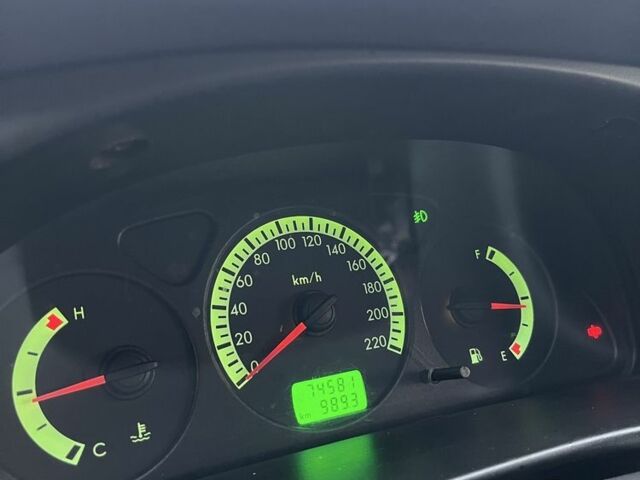 Червоний ЗАЗ Sens, об'ємом двигуна 1.3 л та пробігом 70 тис. км за 2799 $, фото 16 на Automoto.ua