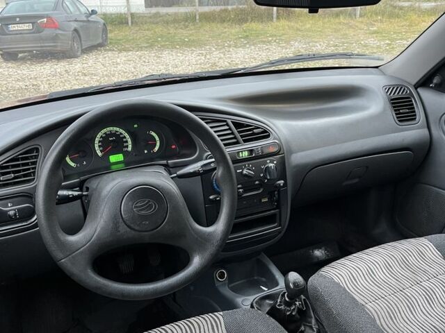 Червоний ЗАЗ Sens, об'ємом двигуна 1.3 л та пробігом 70 тис. км за 2799 $, фото 14 на Automoto.ua