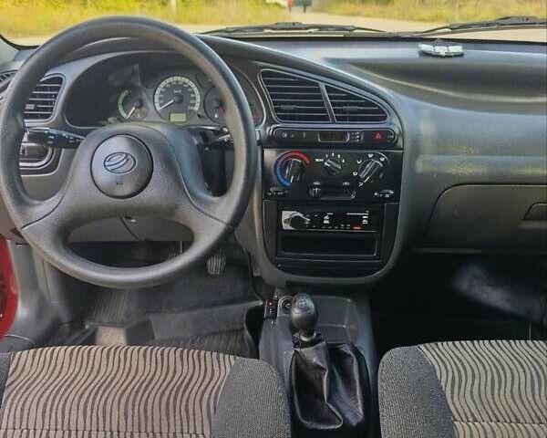 Красный ЗАЗ Сенс, объемом двигателя 1.3 л и пробегом 41 тыс. км за 3400 $, фото 8 на Automoto.ua