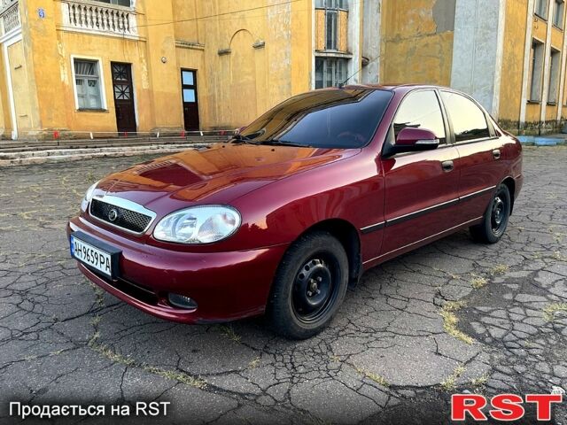 Красный ЗАЗ Сенс, объемом двигателя 1.3 л и пробегом 32 тыс. км за 3800 $, фото 1 на Automoto.ua