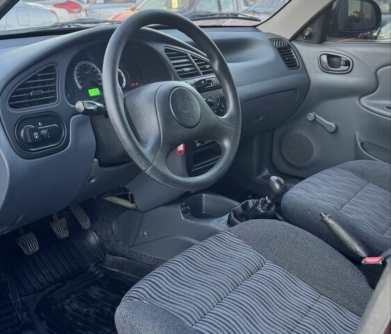 Красный ЗАЗ Сенс, объемом двигателя 1.3 л и пробегом 31 тыс. км за 3600 $, фото 10 на Automoto.ua