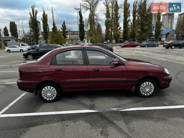 ЗАЗ Sens 2014 у Києві на Automoto.ua Червоний ЗАЗ Sens, об'ємом двигуна 1.3 л та пробігом 57 тис. км за 4200 $, фото 5 на Automoto.ua