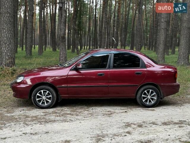 Червоний ЗАЗ Sens, об'ємом двигуна 1.3 л та пробігом 85 тис. км за 3950 $, фото 5 на Automoto.ua