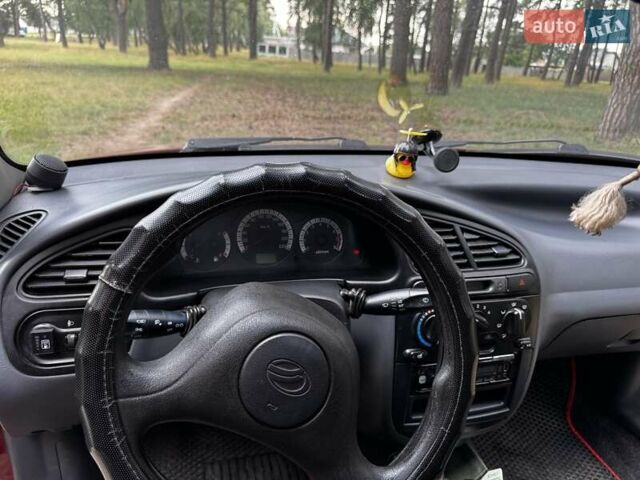 Червоний ЗАЗ Sens, об'ємом двигуна 1.3 л та пробігом 85 тис. км за 3950 $, фото 10 на Automoto.ua