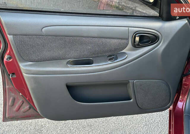 Червоний ЗАЗ Sens, об'ємом двигуна 1.3 л та пробігом 1 тис. км за 3600 $, фото 10 на Automoto.ua