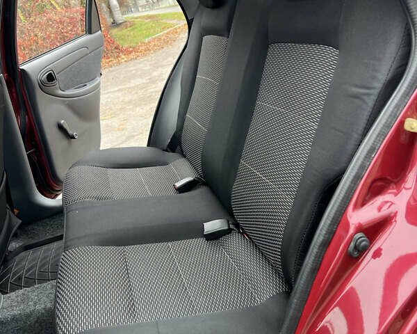 Красный ЗАЗ Сенс, объемом двигателя 1.3 л и пробегом 76 тыс. км за 3300 $, фото 24 на Automoto.ua