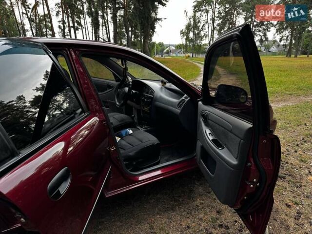 Червоний ЗАЗ Sens, об'ємом двигуна 1.3 л та пробігом 85 тис. км за 3950 $, фото 8 на Automoto.ua