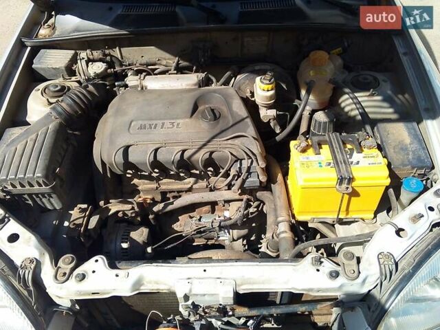 ЗАЗ Сенс, объемом двигателя 1.3 л и пробегом 206 тыс. км за 2200 $, фото 6 на Automoto.ua