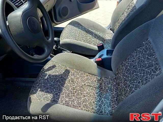 ЗАЗ Сенс, объемом двигателя 1.3 л и пробегом 80 тыс. км за 2450 $, фото 5 на Automoto.ua