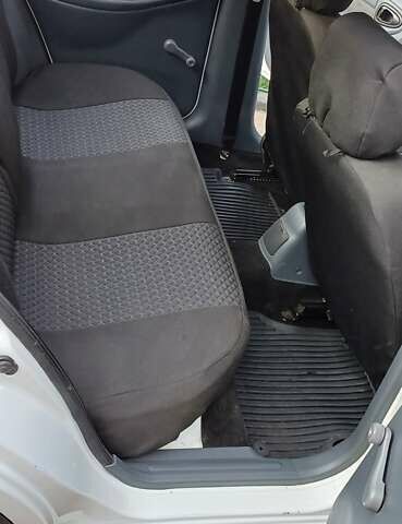 ЗАЗ Сенс, объемом двигателя 1.3 л и пробегом 150 тыс. км за 2700 $, фото 3 на Automoto.ua