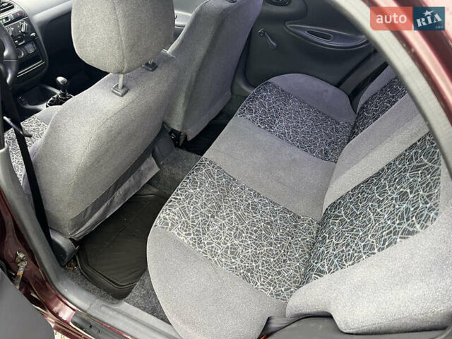 ЗАЗ Сенс, объемом двигателя 1.3 л и пробегом 70 тыс. км за 2000 $, фото 5 на Automoto.ua