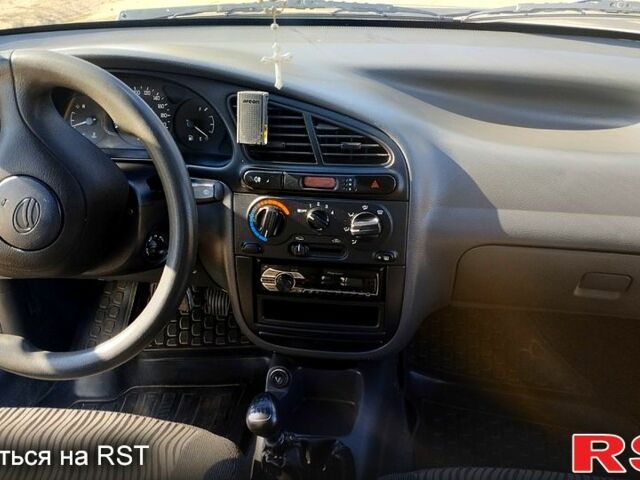 ЗАЗ Sens, об'ємом двигуна 1.3 л та пробігом 250 тис. км за 2300 $, фото 4 на Automoto.ua