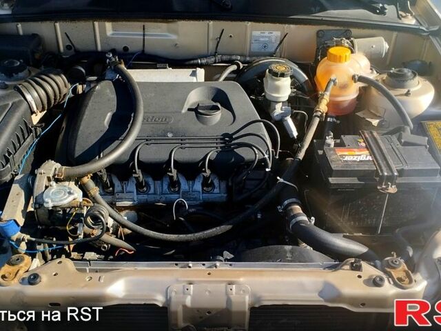 ЗАЗ Sens, об'ємом двигуна 1.3 л та пробігом 250 тис. км за 2300 $, фото 3 на Automoto.ua