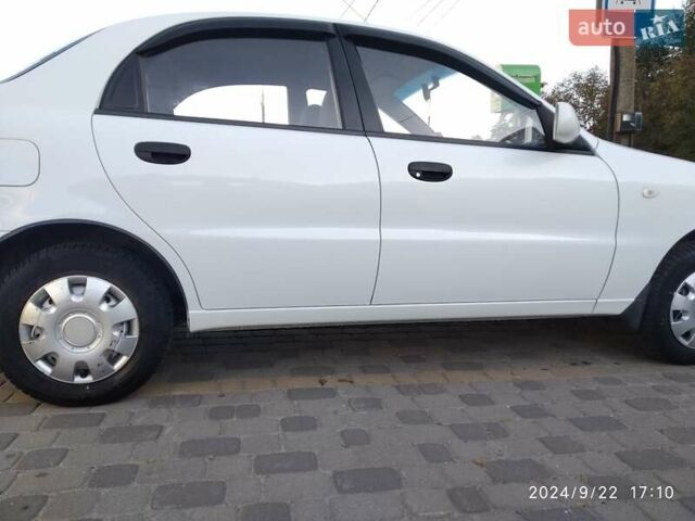 ЗАЗ Сенс, объемом двигателя 1.3 л и пробегом 107 тыс. км за 2700 $, фото 5 на Automoto.ua