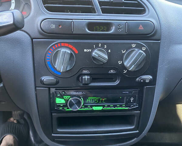 ЗАЗ Сенс, объемом двигателя 1.3 л и пробегом 49 тыс. км за 2500 $, фото 6 на Automoto.ua