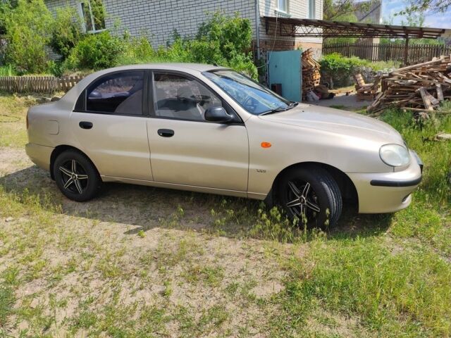 Жовтий ЗАЗ Sens, об'ємом двигуна 1.3 л та пробігом 240 тис. км за 2100 $, фото 2 на Automoto.ua