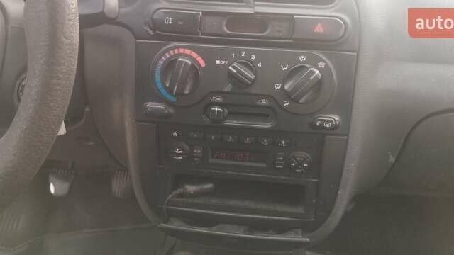 Желтый ЗАЗ Сенс, объемом двигателя 1.3 л и пробегом 330 тыс. км за 1850 $, фото 17 на Automoto.ua
