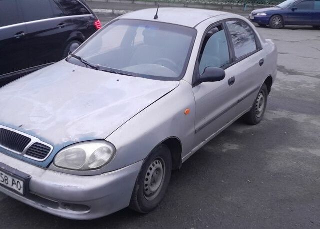 Сірий ЗАЗ Sens, об'ємом двигуна 1.3 л та пробігом 210 тис. км за 800 $, фото 1 на Automoto.ua