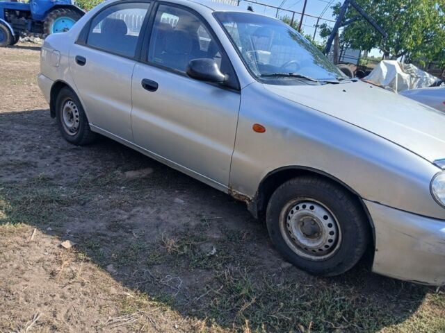 Сірий ЗАЗ Sens, об'ємом двигуна 0 л та пробігом 30 тис. км за 1300 $, фото 1 на Automoto.ua