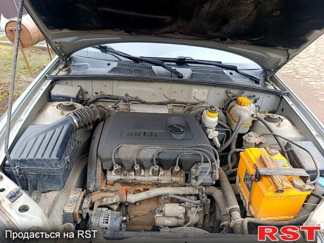 Сірий ЗАЗ Sens, об'ємом двигуна 1.3 л та пробігом 97 тис. км за 1800 $, фото 2 на Automoto.ua