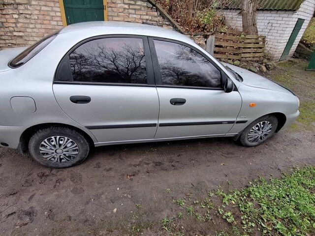 Серый ЗАЗ Сенс, объемом двигателя 1.3 л и пробегом 201 тыс. км за 2000 $, фото 3 на Automoto.ua