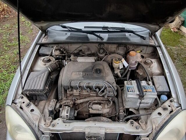 Серый ЗАЗ Сенс, объемом двигателя 1.3 л и пробегом 201 тыс. км за 2000 $, фото 7 на Automoto.ua