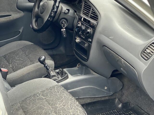 Сірий ЗАЗ Sens, об'ємом двигуна 1.3 л та пробігом 300 тис. км за 1350 $, фото 7 на Automoto.ua