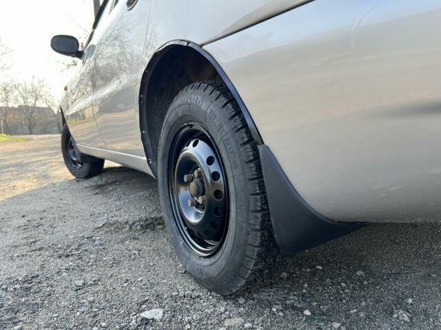 Серый ЗАЗ Сенс, объемом двигателя 1.3 л и пробегом 171 тыс. км за 1700 $, фото 5 на Automoto.ua