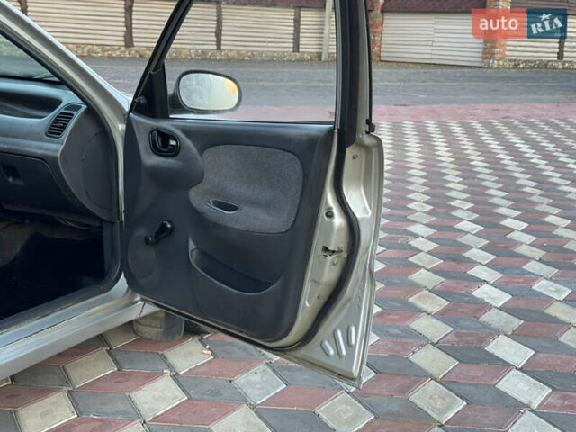 Сірий ЗАЗ Sens, об'ємом двигуна 1.3 л та пробігом 160 тис. км за 1200 $, фото 22 на Automoto.ua