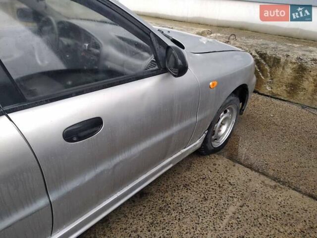 Сірий ЗАЗ Sens, об'ємом двигуна 1.3 л та пробігом 185 тис. км за 1100 $, фото 13 на Automoto.ua