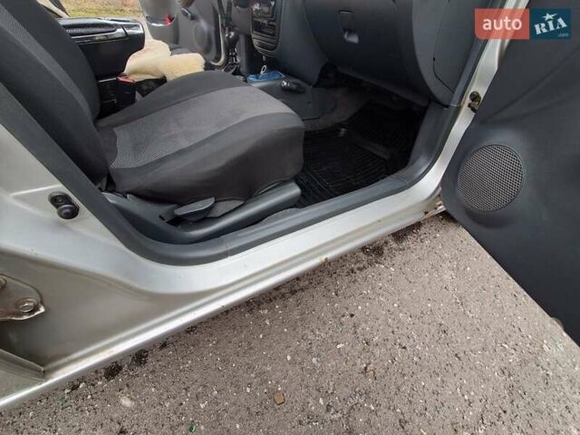 Серый ЗАЗ Сенс, объемом двигателя 1.3 л и пробегом 170 тыс. км за 1700 $, фото 6 на Automoto.ua