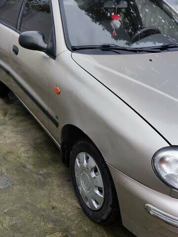 Серый ЗАЗ Сенс, объемом двигателя 1.3 л и пробегом 215 тыс. км за 2000 $, фото 6 на Automoto.ua