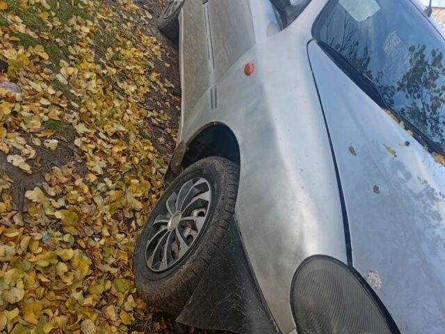 Сірий ЗАЗ Sens, об'ємом двигуна 1.4 л та пробігом 200 тис. км за 1100 $, фото 2 на Automoto.ua