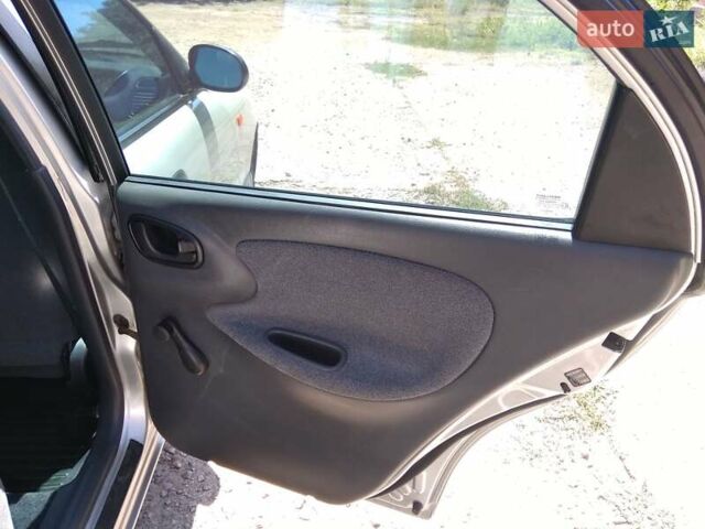 Сірий ЗАЗ Sens, об'ємом двигуна 1.3 л та пробігом 149 тис. км за 2050 $, фото 9 на Automoto.ua