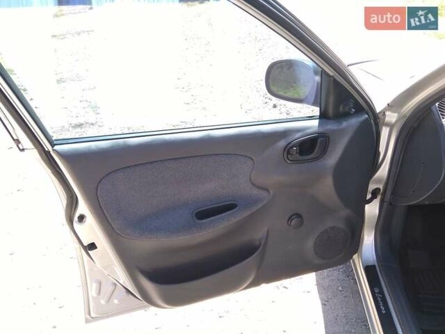 Сірий ЗАЗ Sens, об'ємом двигуна 1.3 л та пробігом 149 тис. км за 2050 $, фото 10 на Automoto.ua