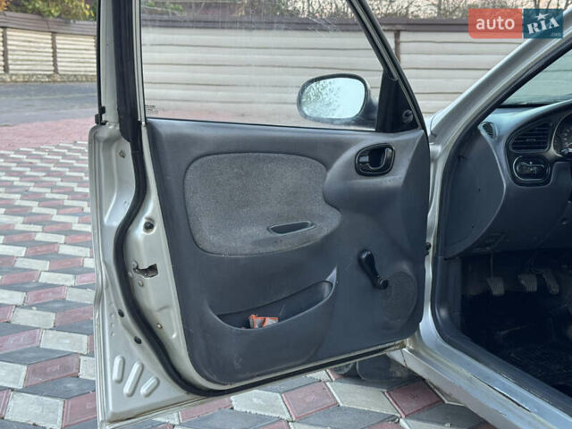 Сірий ЗАЗ Sens, об'ємом двигуна 1.3 л та пробігом 160 тис. км за 1200 $, фото 13 на Automoto.ua