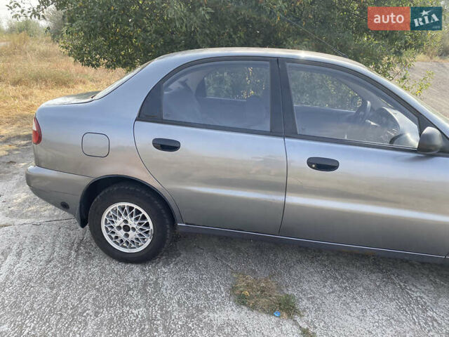Серый ЗАЗ Сенс, объемом двигателя 1.39 л и пробегом 250 тыс. км за 2000 $, фото 2 на Automoto.ua