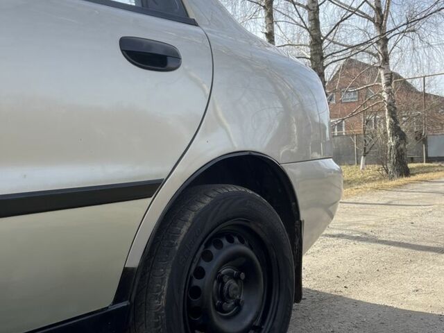 Серый ЗАЗ Сенс, объемом двигателя 1.3 л и пробегом 220 тыс. км за 1999 $, фото 4 на Automoto.ua