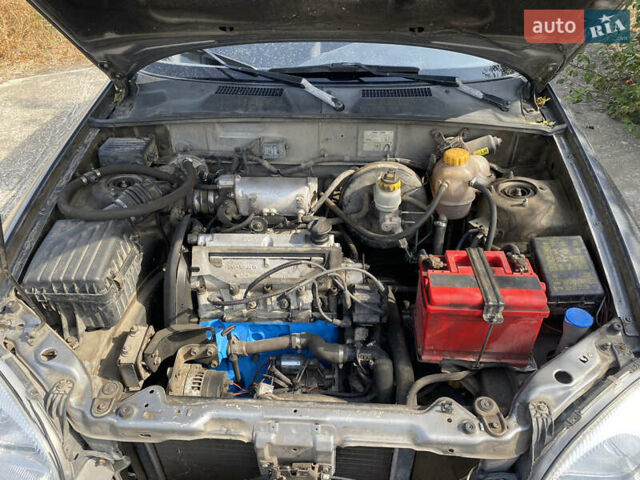 Серый ЗАЗ Сенс, объемом двигателя 1.39 л и пробегом 250 тыс. км за 2000 $, фото 12 на Automoto.ua