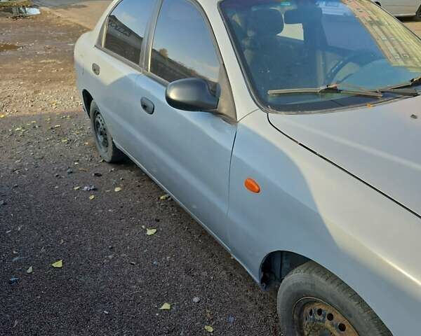 Сірий ЗАЗ Sens, об'ємом двигуна 1.3 л та пробігом 300 тис. км за 1200 $, фото 7 на Automoto.ua