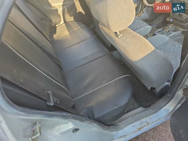 Сірий ЗАЗ Sens, об'ємом двигуна 1.3 л та пробігом 300 тис. км за 1200 $, фото 10 на Automoto.ua
