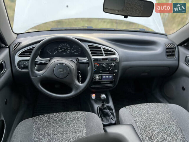 Серый ЗАЗ Сенс, объемом двигателя 1.3 л и пробегом 65 тыс. км за 3000 $, фото 12 на Automoto.ua