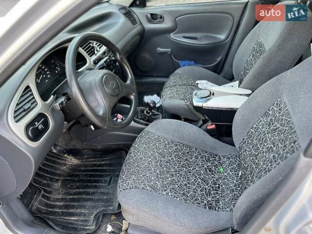 Сірий ЗАЗ Sens, об'ємом двигуна 1.3 л та пробігом 150 тис. км за 1200 $, фото 10 на Automoto.ua