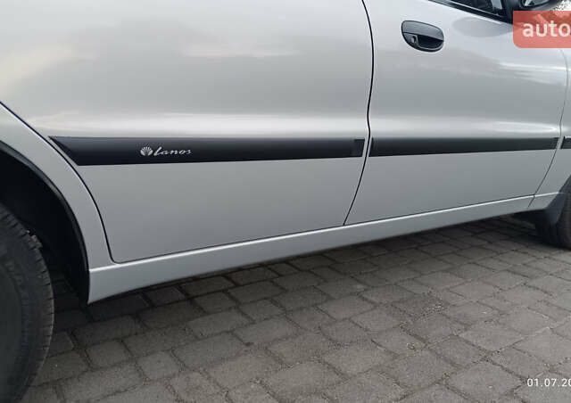 Сірий ЗАЗ Sens, об'ємом двигуна 1.3 л та пробігом 100 тис. км за 2800 $, фото 15 на Automoto.ua