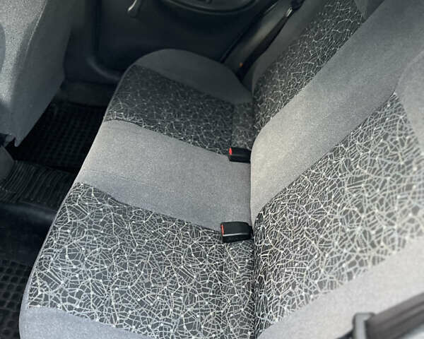 Серый ЗАЗ Сенс, объемом двигателя 1.3 л и пробегом 65 тыс. км за 3000 $, фото 10 на Automoto.ua