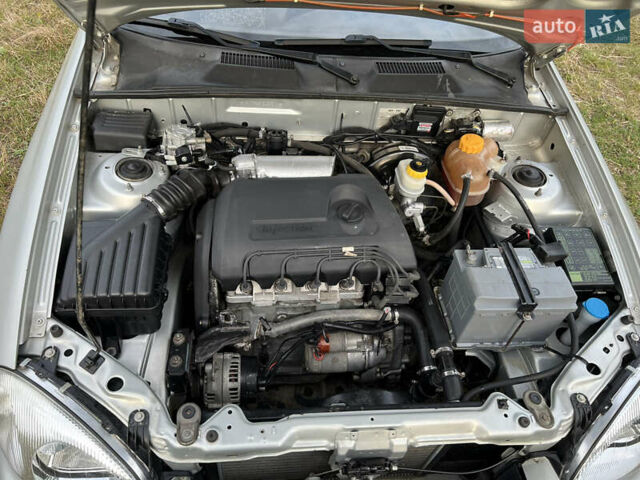 Серый ЗАЗ Сенс, объемом двигателя 1.3 л и пробегом 65 тыс. км за 3000 $, фото 4 на Automoto.ua