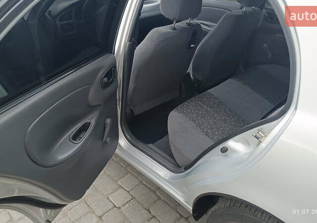 Сірий ЗАЗ Sens, об'ємом двигуна 1.3 л та пробігом 100 тис. км за 2800 $, фото 7 на Automoto.ua