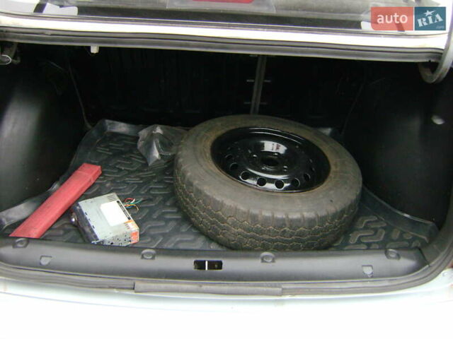 Серый ЗАЗ Сенс, объемом двигателя 1.3 л и пробегом 190 тыс. км за 2000 $, фото 11 на Automoto.ua