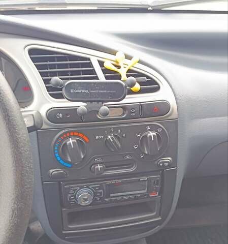 Сірий ЗАЗ Sens, об'ємом двигуна 1.3 л та пробігом 52 тис. км за 4000 $, фото 41 на Automoto.ua